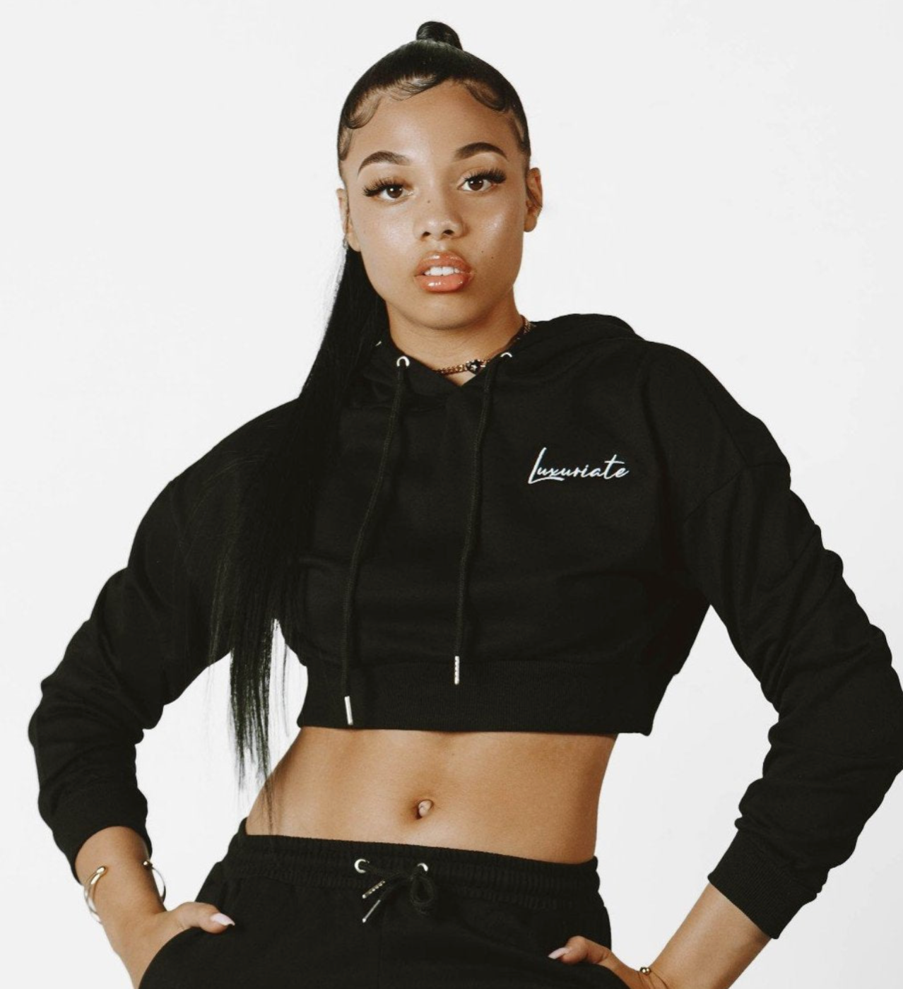 The Essential Lounge Crop