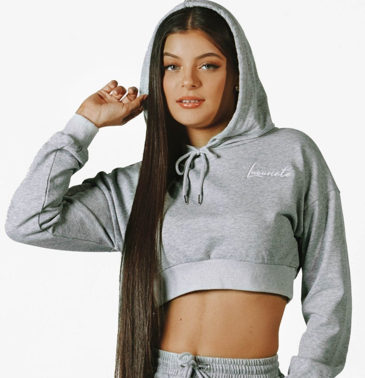 The Essential Lounge Crop