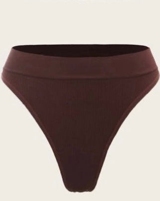 Seamless Ribbed Thong – LUXURIATE