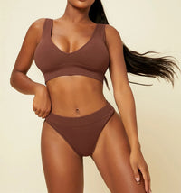 The Seamless Ribbed Bra Set