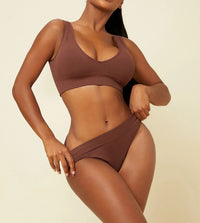 The Seamless Ribbed Bra Set
