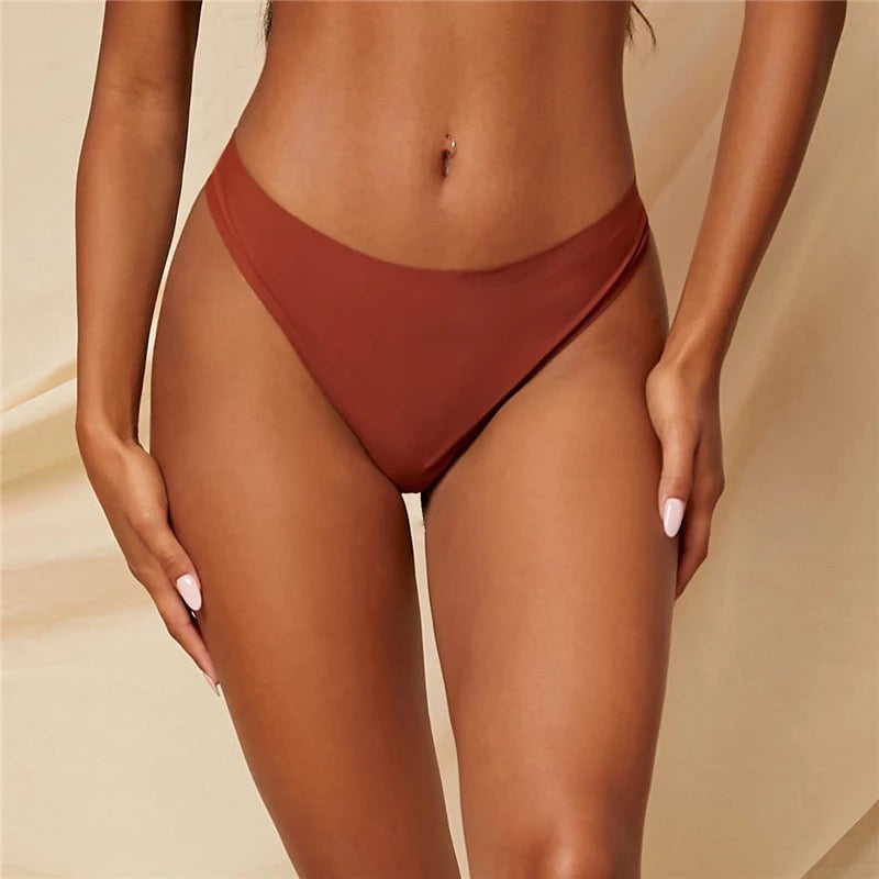 Seamless Invisible Thong – LUXURIATE