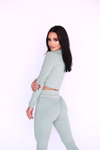 The Ribbed Collar Pant Set